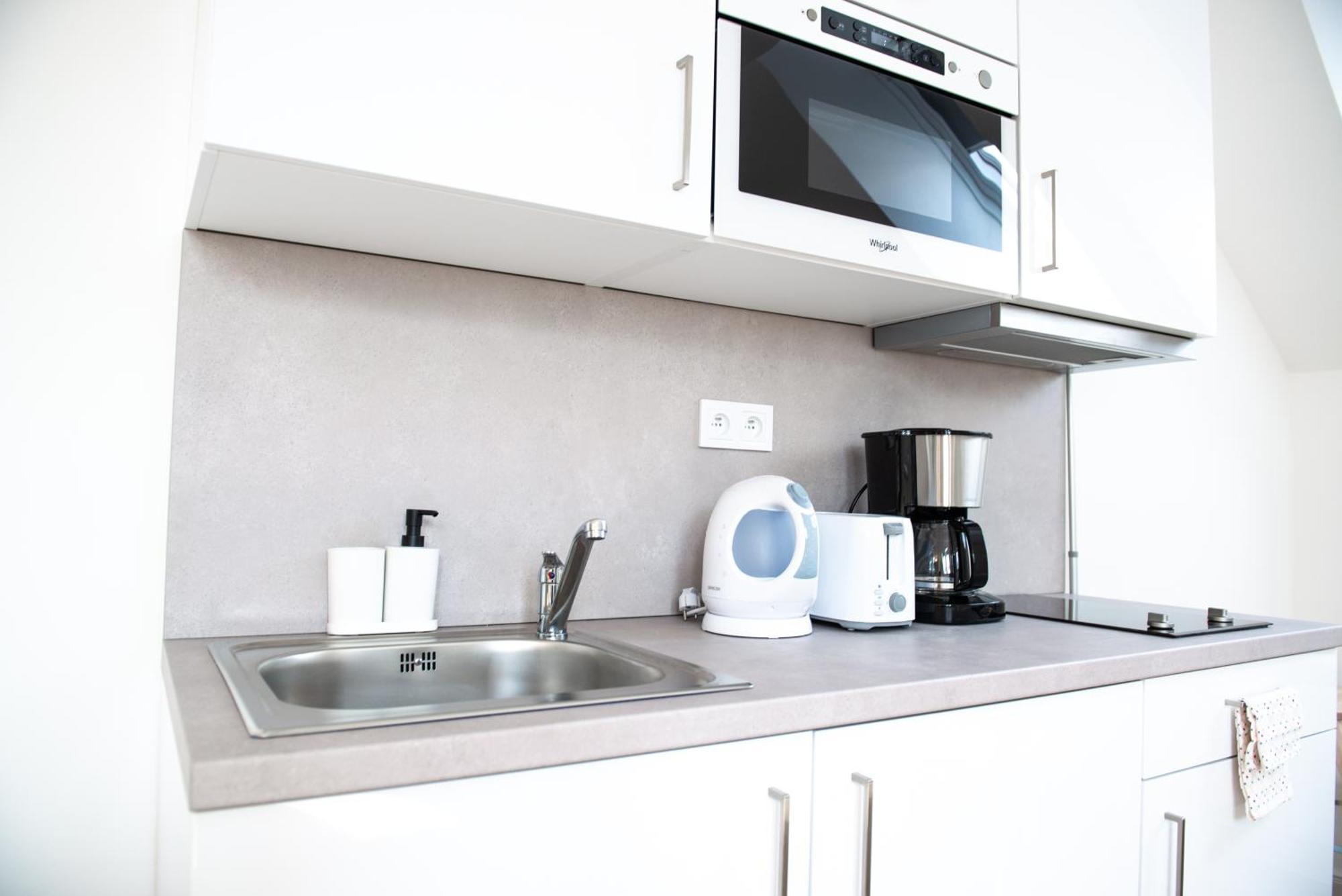 Emerald Apartments Boutique Residence プラハ エクステリア 写真